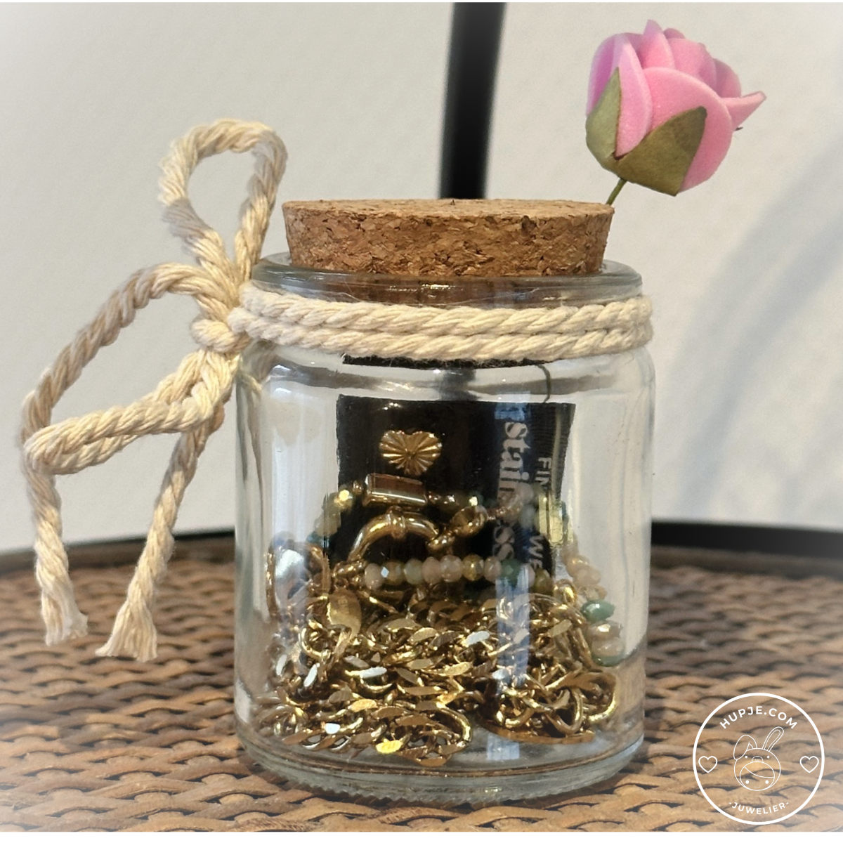 ÜBERRASCHUNGSBOX im Wert von 25 Euro