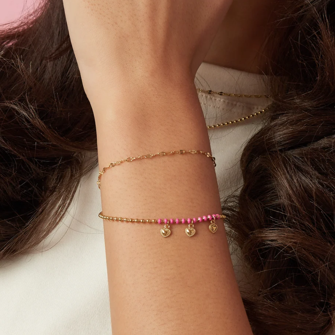 armbandje drie hartjes