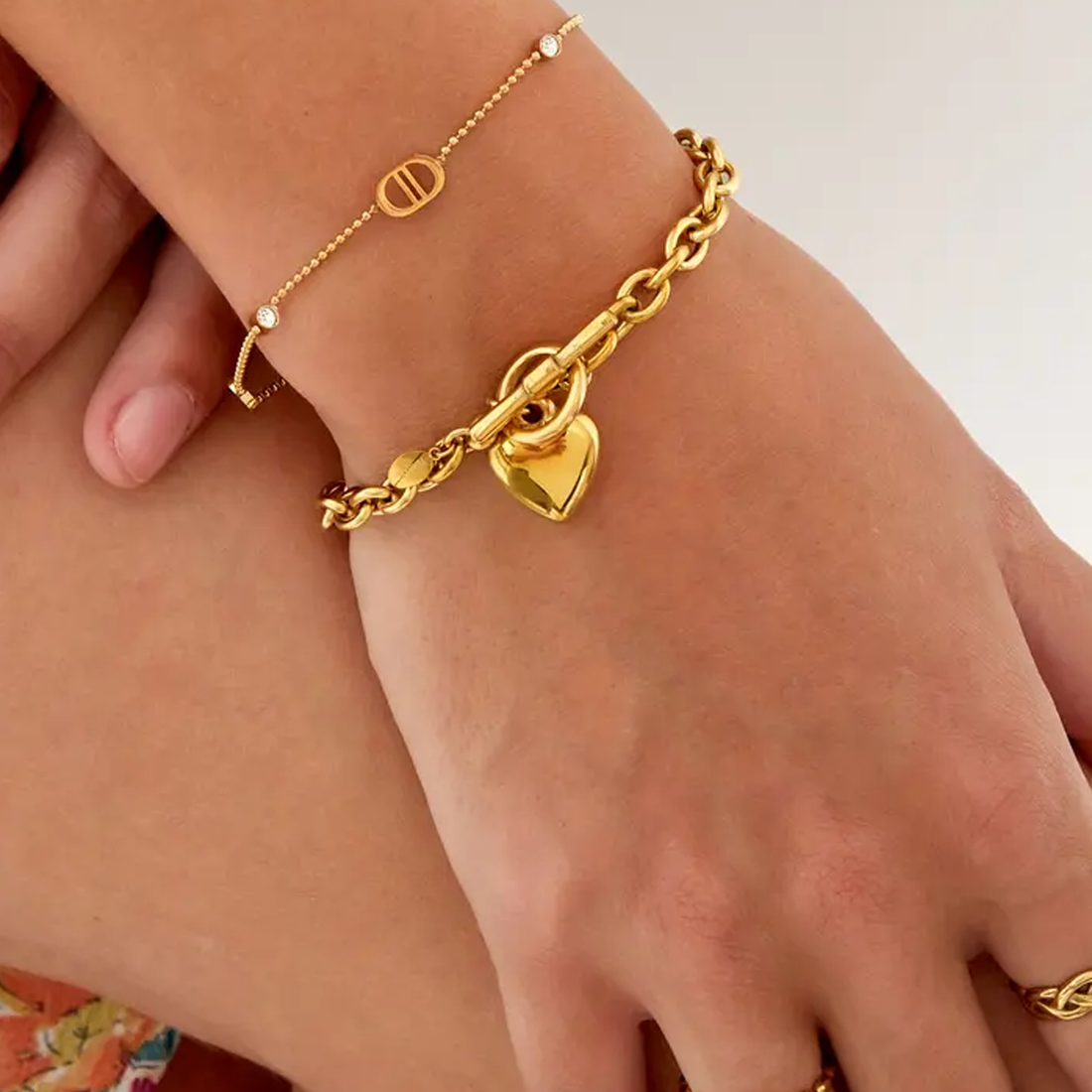 gouden armband logo&