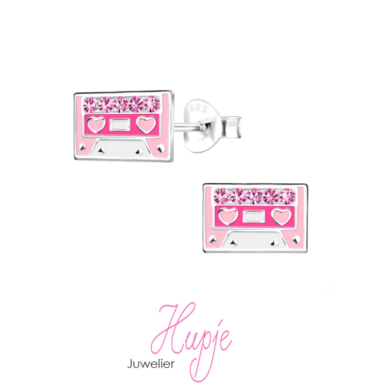 zilveren oorknopjes cassettebandje